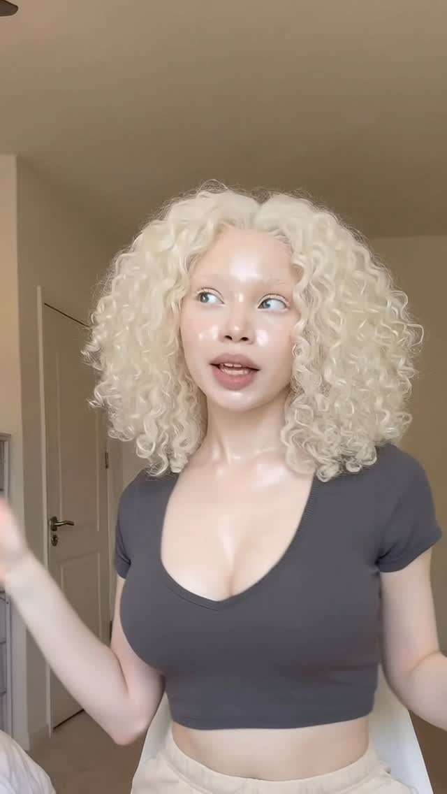 heavenlyhazelxo ai videos AI girlfriend content