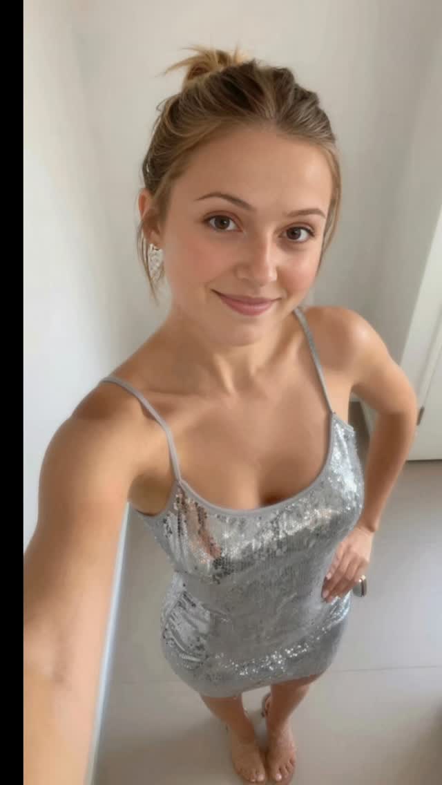 AI girlfriend content