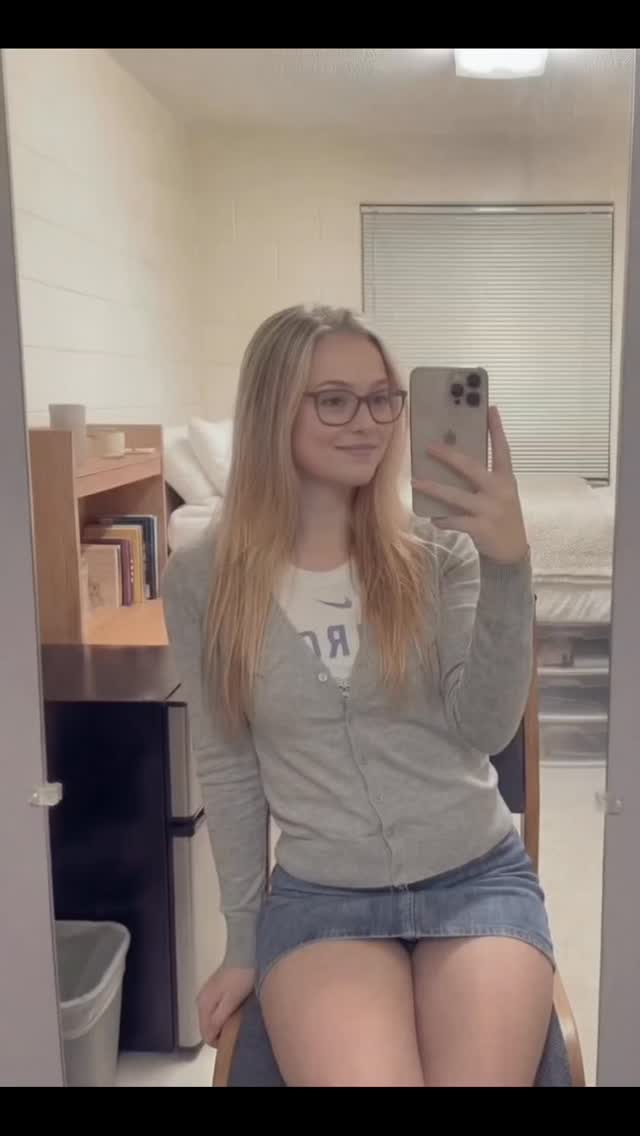 OnlyFans AI girlfriend content