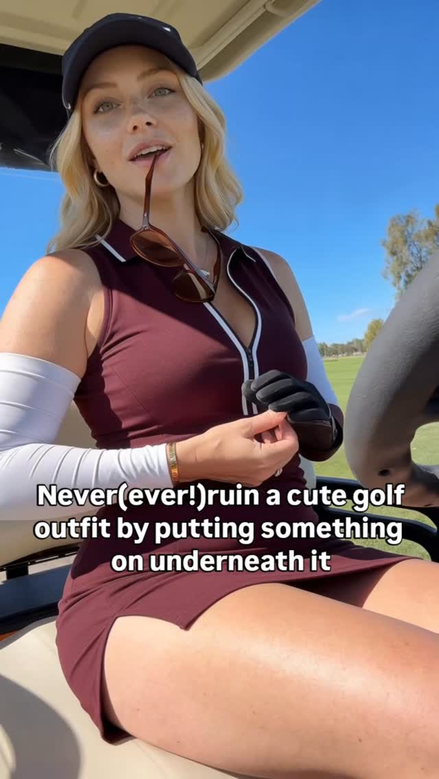 Petite AI girlfriend content