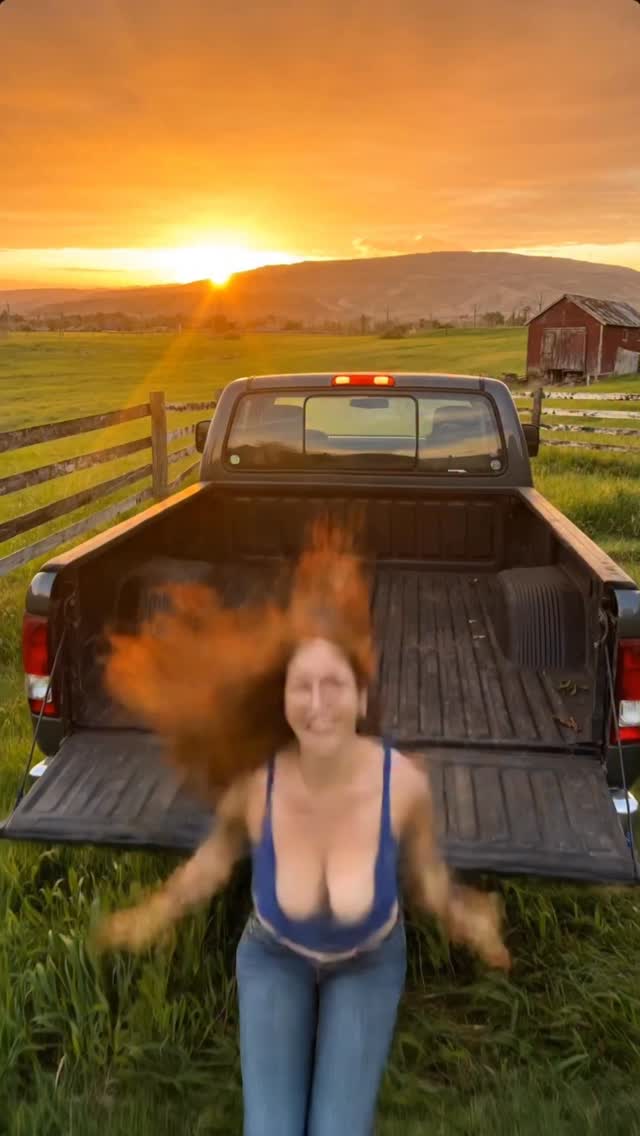 realistic ai AI girlfriend content
