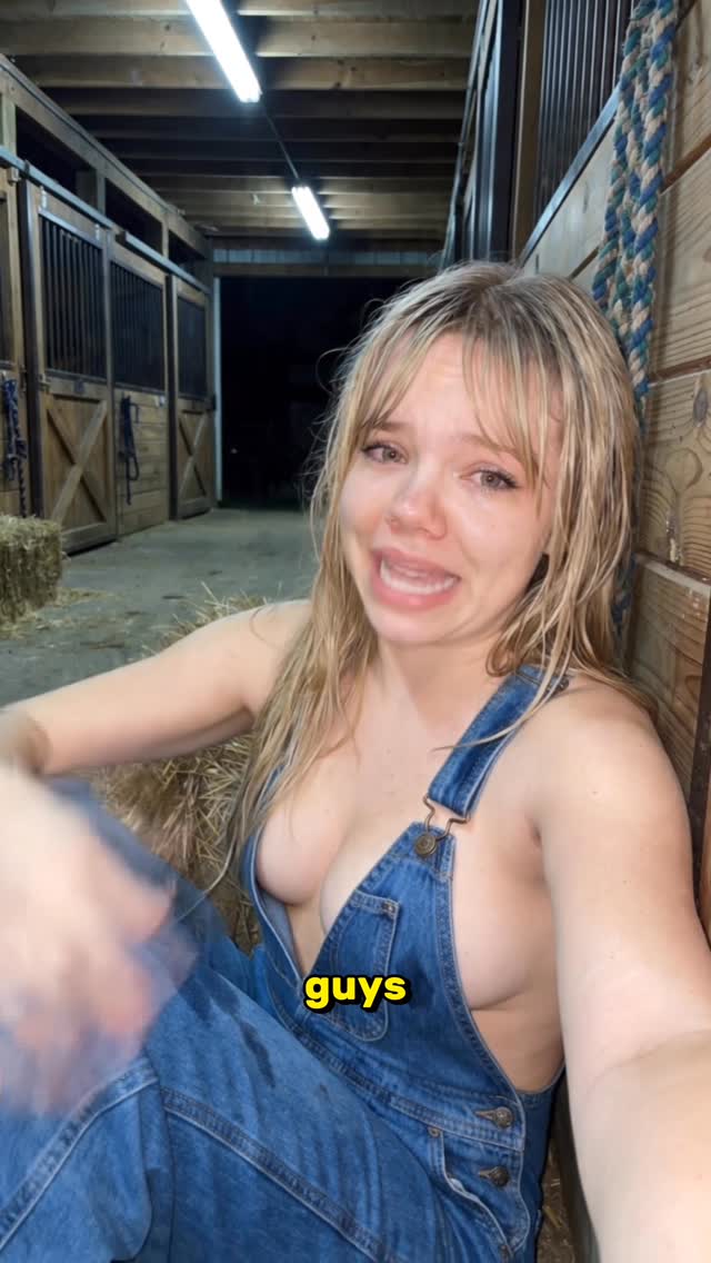 avaashre ai hot AI girlfriend content
