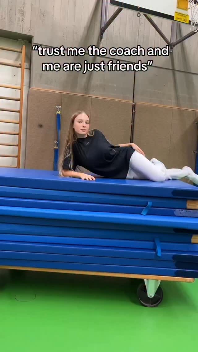 Blonde AI girlfriend content