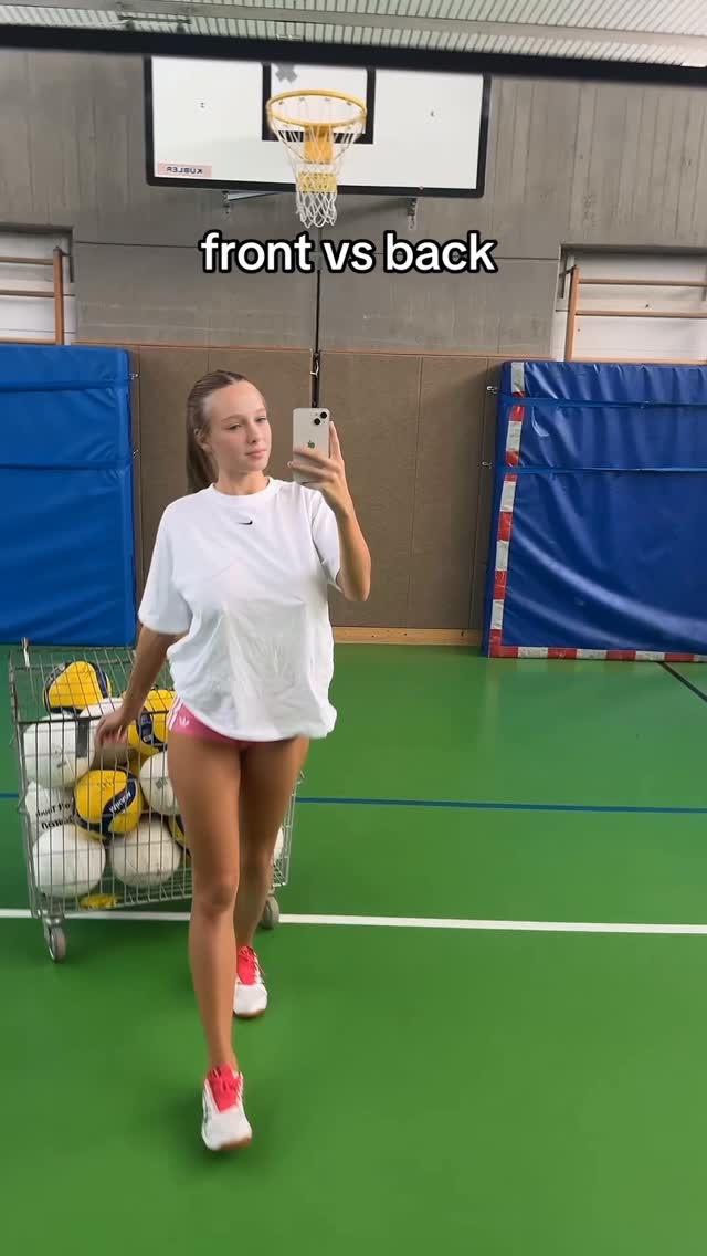 AI girlfriend content