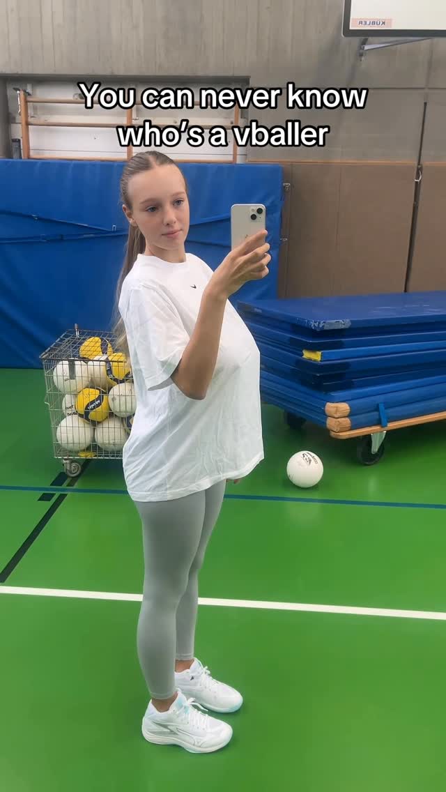 ai model AI girlfriend content