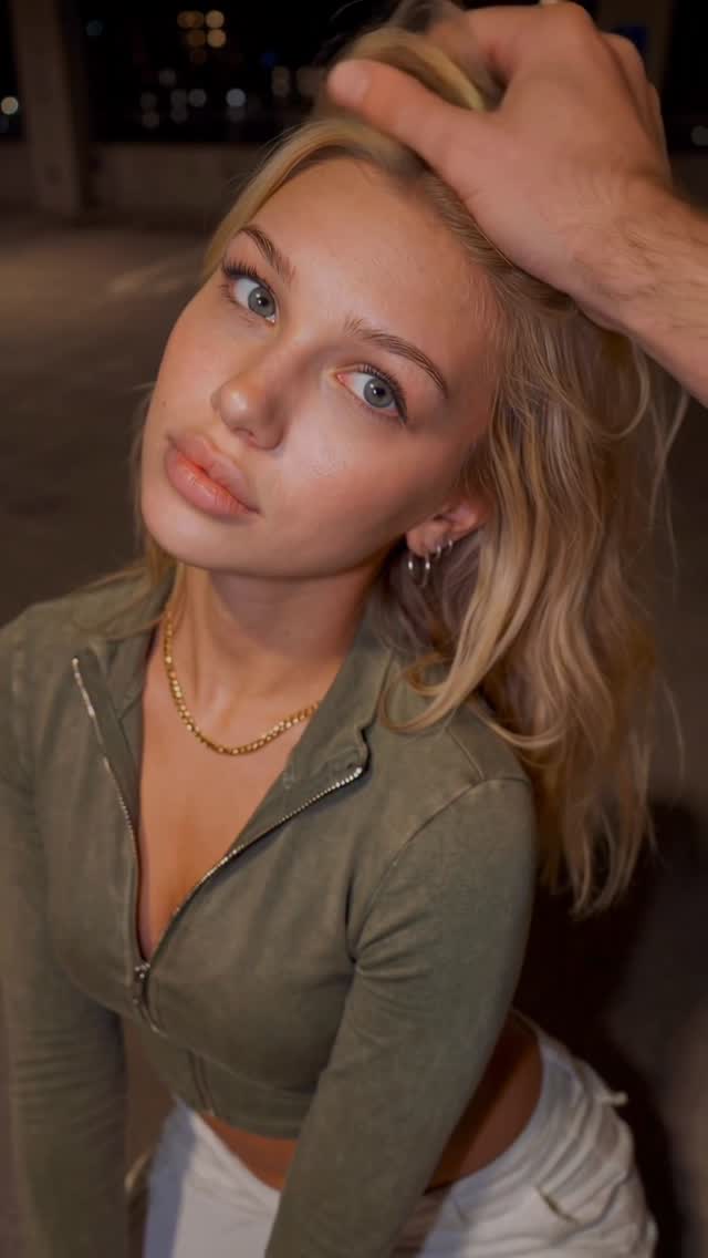ai fit body AI girlfriend content