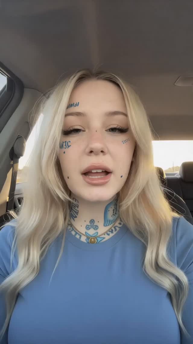 AI girlfriend content