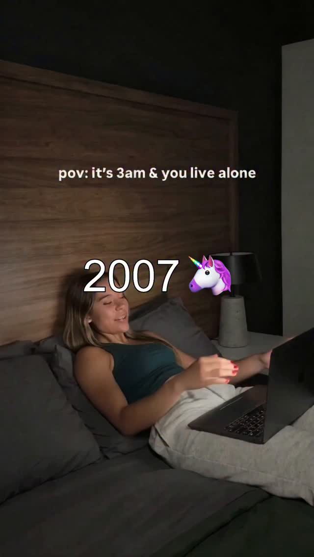 alii.romano_ ai generated AI girlfriend content