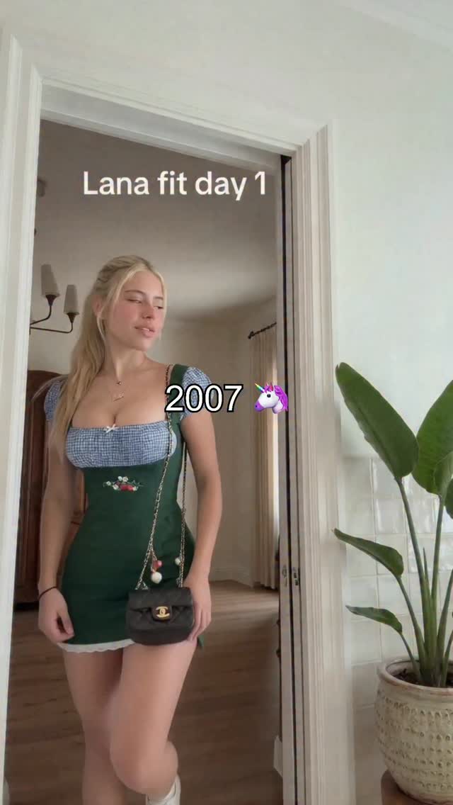 New AI girlfriend content