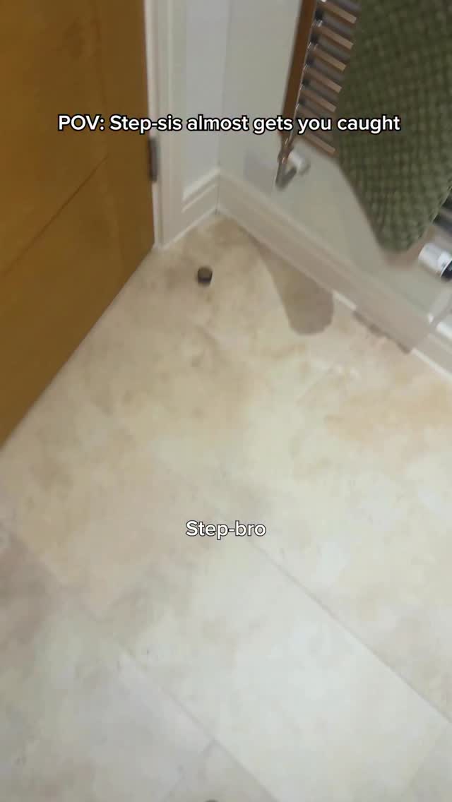 MILF AI girlfriend content