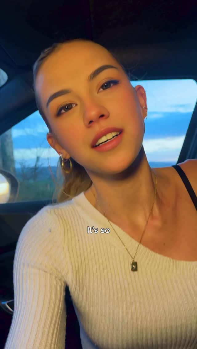 ai vertical AI girlfriend content
