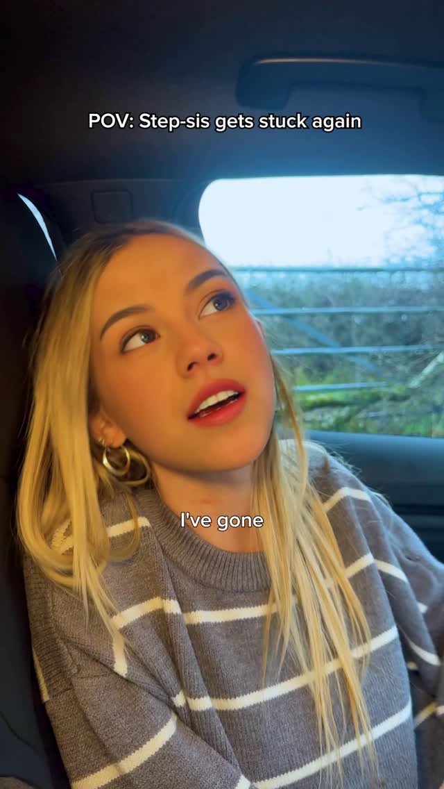voss.vanessa_ ai generated AI girlfriend content