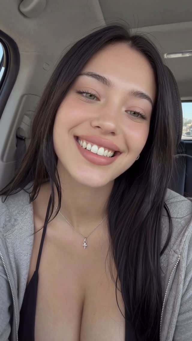 thesiennaablakee ai bikini AI girlfriend content